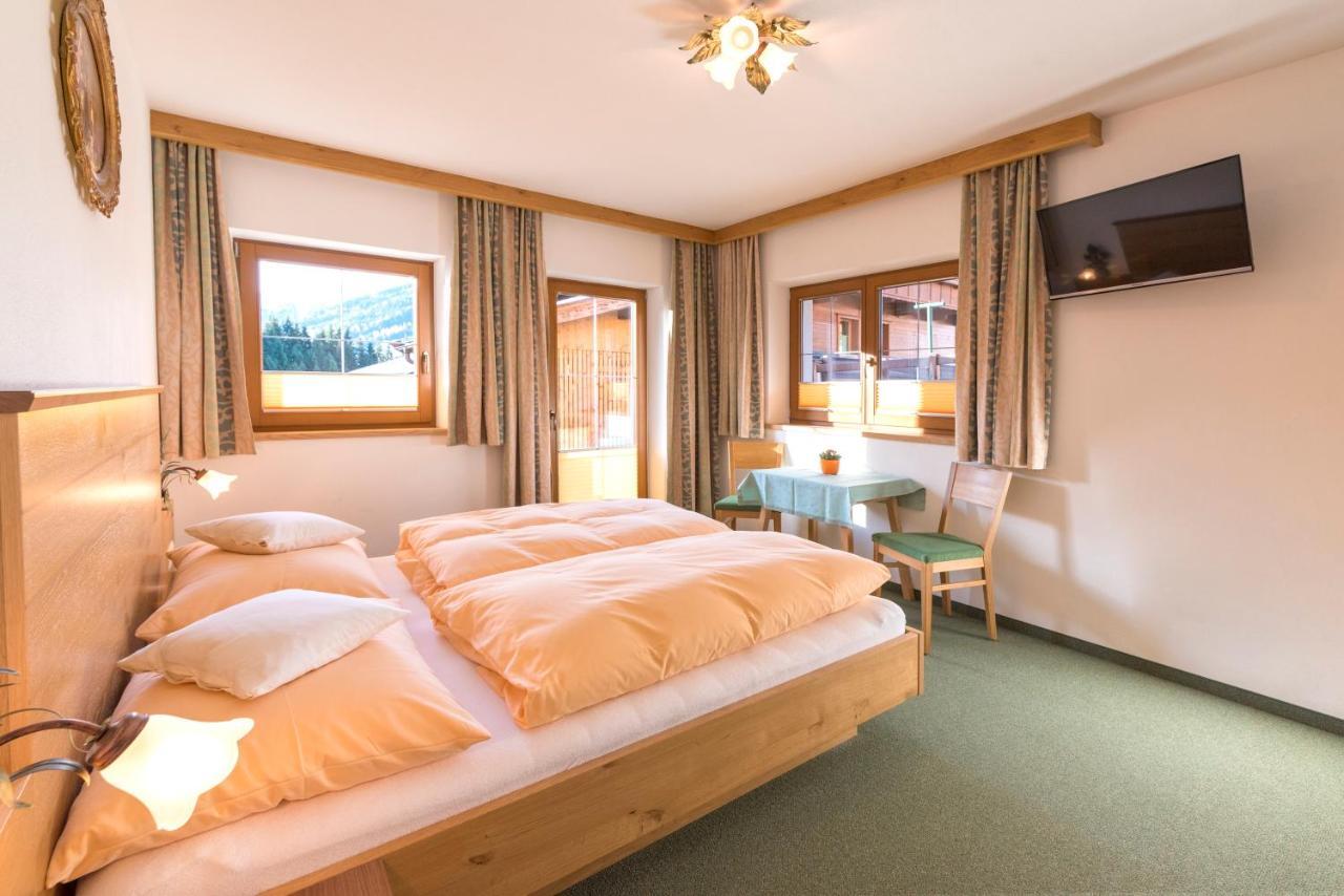 Haus Dorferstuck Apartment Alpbach Bagian luar foto