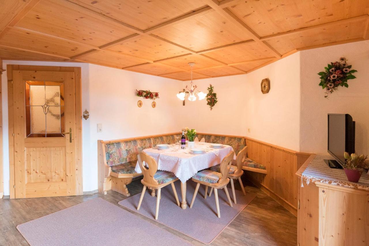 Haus Dorferstuck Apartment Alpbach Bagian luar foto